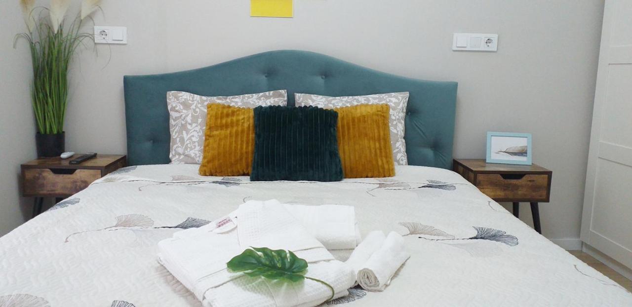 Sunshine - New & Quiet 1br Apt, Business Area, Close To Airport, Highway A3, Subway Appartamento Bucarest